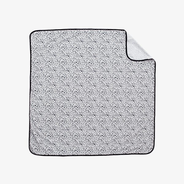 BapronBaby® Splash Mat by ezpz on Sale